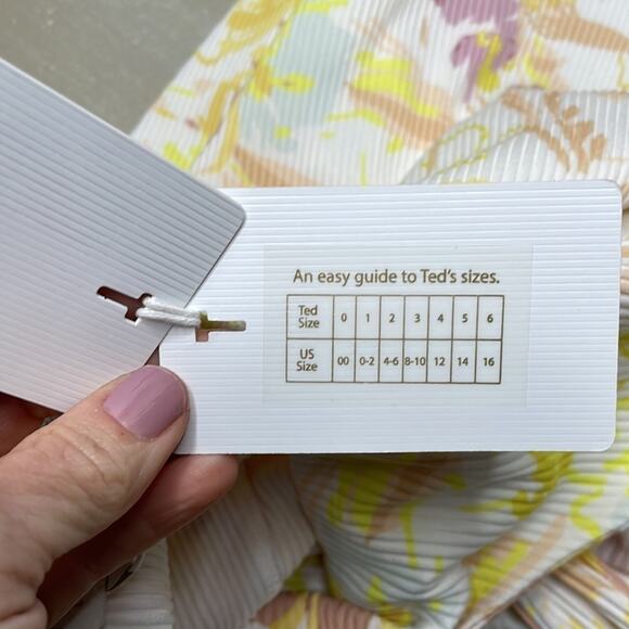 NWT Ted Baker ribbed floral bodycon dress - Picture 6 of 10